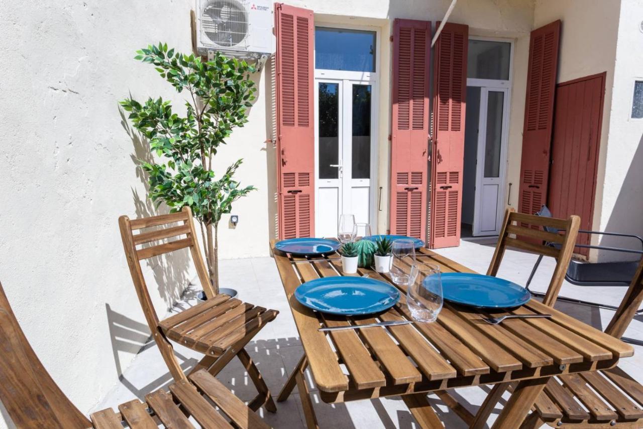 MaxBnb - CLIMATISÉ - Grand Studio 37m2&terrasse 30m2 - Est Tolone Esterno foto