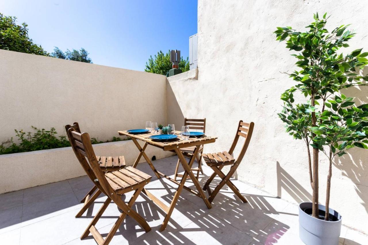 MaxBnb - CLIMATISÉ - Grand Studio 37m2&terrasse 30m2 - Est Tolone Esterno foto